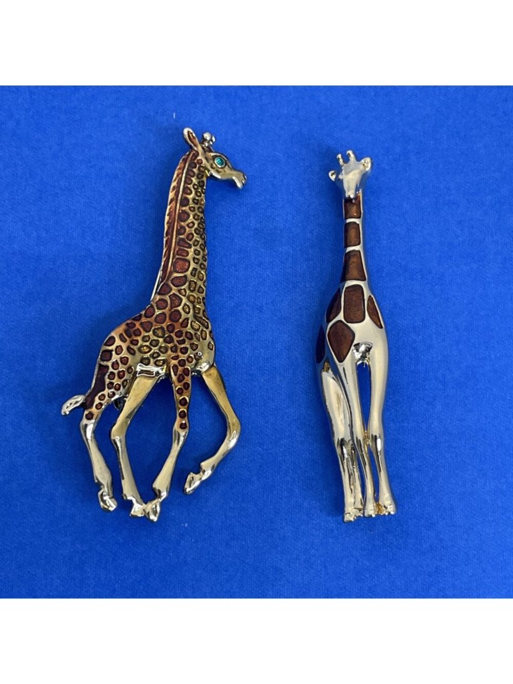 VTG Signed LC And Unsigned Gold- Tone Brown Enamel Giraffe Brooch Pin Lot Of 2